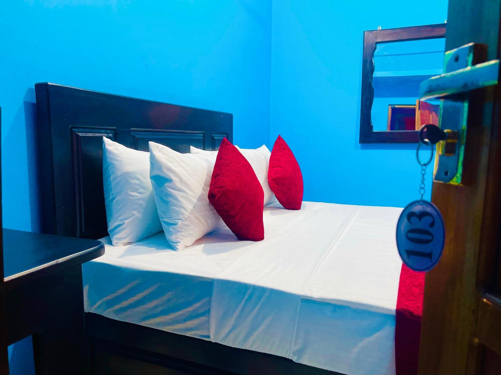 Hema Holiday Villa Trincomalee Bagian luar foto