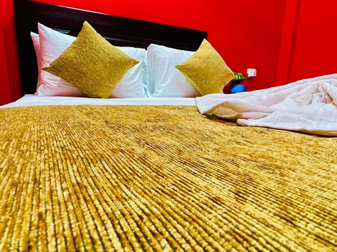 Hema Holiday Villa Trincomalee Bagian luar foto